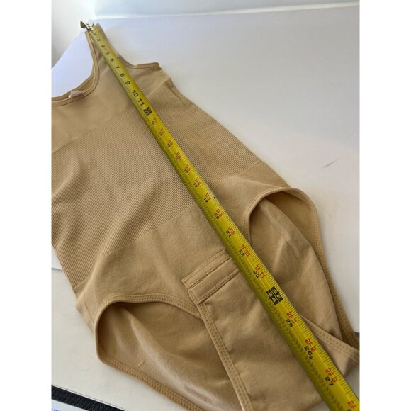 Seamless Shapewear Bodysuit With Ribbed Details In Beige -Size XS/S - Picture 7 of 8